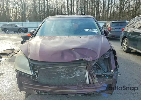 2010 Honda Odyssey Exl z USA, uszkodzony, nr VIN 5FNRL3H75AB058464